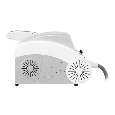Portable Nd YAG Laser Q Switch Marque de naissance Chloasma Pigment élimination de tatouage machine de beauté de blanchiment de peau