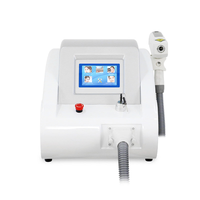Portable Nd YAG Laser Q Switch Marque de naissance Chloasma Pigment élimination de tatouage machine de beauté de blanchiment de peau