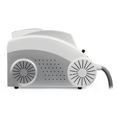 Portable Q commuté Nd Yag élimination de tatouage laser peeling au carbone machine de beauté de blanchiment de la peau