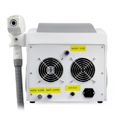 Portable Q commuté Nd Yag élimination de tatouage laser peeling au carbone machine de beauté de blanchiment de la peau