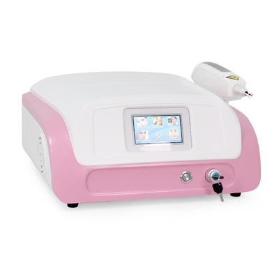 Nouveau appareil de détachement de tatouage laser pour beauté.