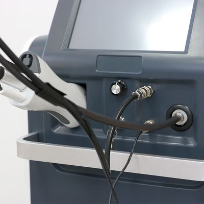 Le plus récent laser d'Alexandrite 755nm 1064nm Longue impulsion Nd Yag Laser Permanent machine d'épilation