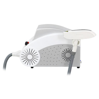 Machine d'élimination de tatouage à 1064 nm 532 nm pour blanchiment de la peau