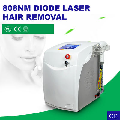 Machine d'épilation laser à diode 808nm portable avec une largeur d'impulsion de 20 à 950 ms, une fréquence de 1 à 20 Hz et une taille de tache de 10 x 16 mm