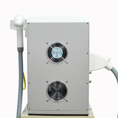 Machine d'épilation laser à diode 808 nm avec 1 à 120 j/cm2 d'énergie 1 à 10 Hz de fréquence et 15*15 cm2 de tache