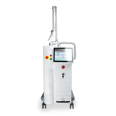 Utilisation à domicile Machine de beauté laser fractionnée au CO2 10600nm