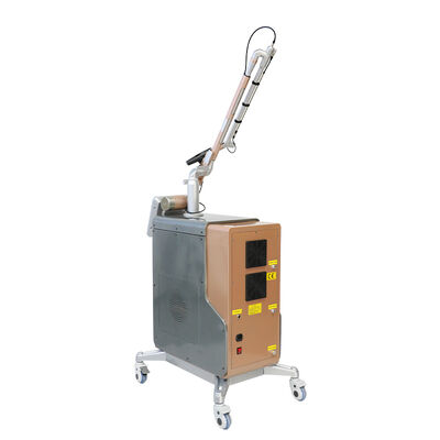Machine professionnelle de Laser de picoseconde de Nd Yag de commutateur de Q de Picolaser pour le rajeunissement de peau de retrait de colorant de tatouage