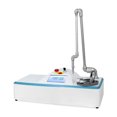 Instrument médical portatif de Salon de soins de la peau d'entreprise de réparation de cicatrice fractionnée de Laser de CO2 de 40W