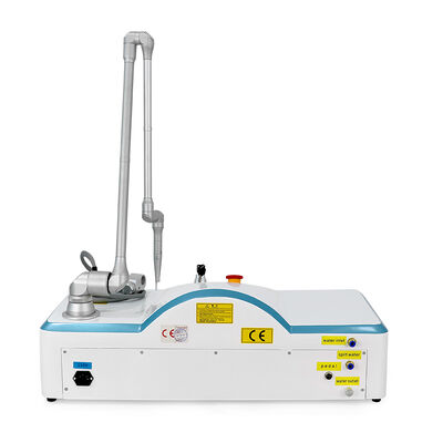 Instrument médical portatif de Salon de soins de la peau d'entreprise de réparation de cicatrice fractionnée de Laser de CO2 de 40W
